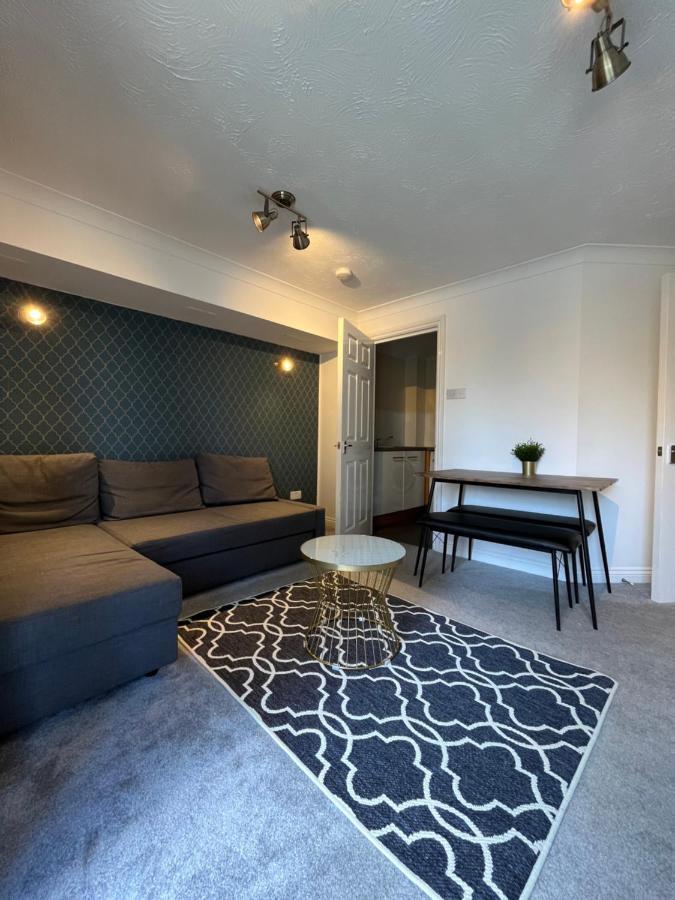 Archers 2 Bedrooms, Balcony, 2 Bathrooms, Free Parking, Wifi Southampton Esterno foto